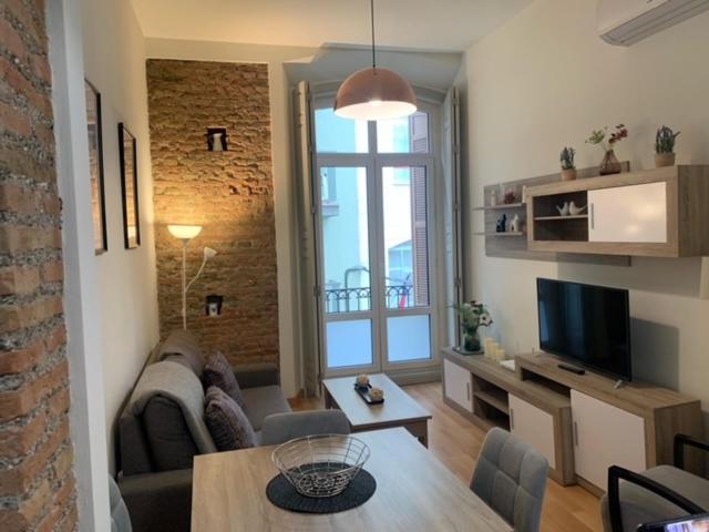 Rosa 2 Bedrooms In City Center Málaga Kültér fotó