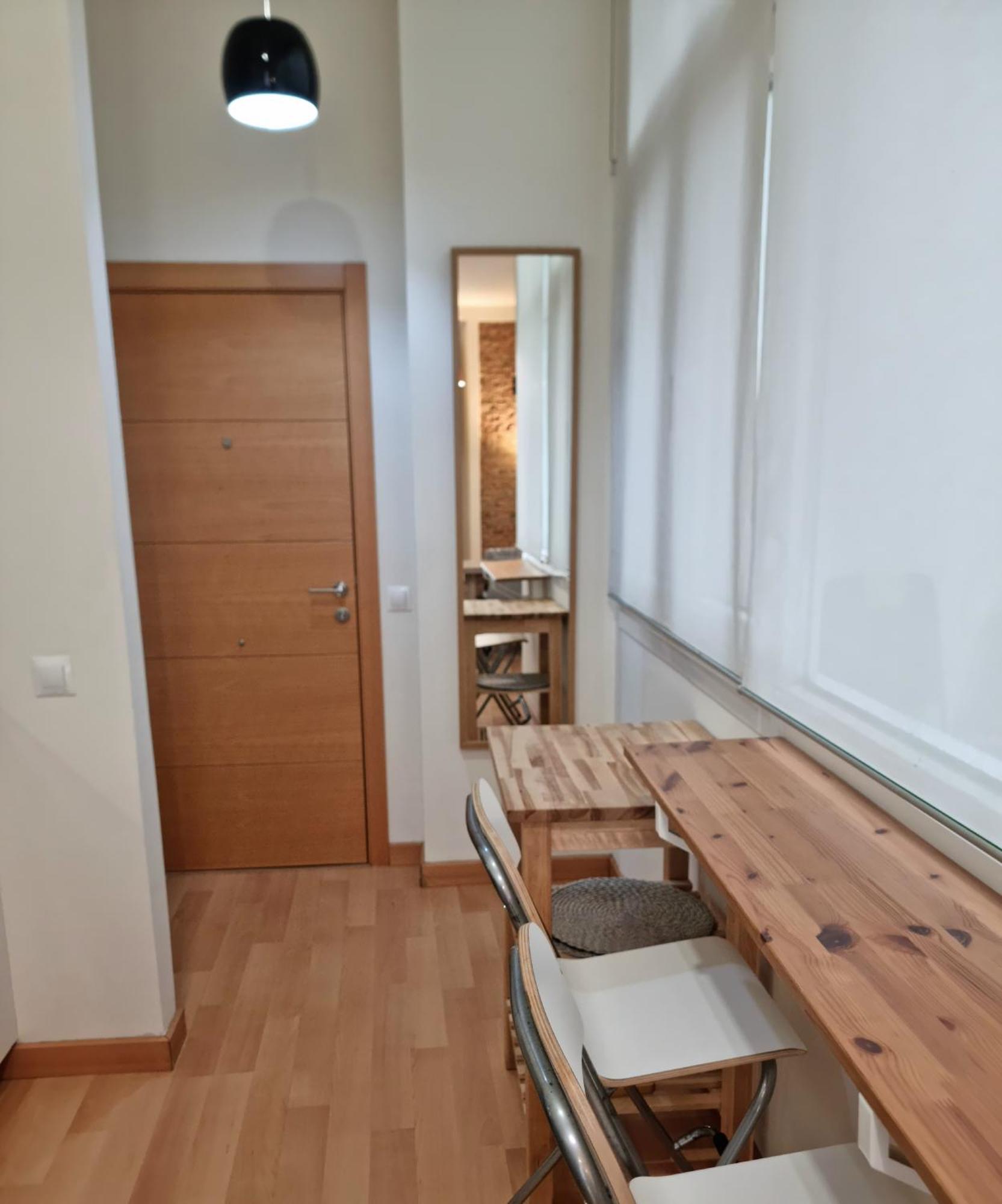 Rosa 2 Bedrooms In City Center Málaga Kültér fotó